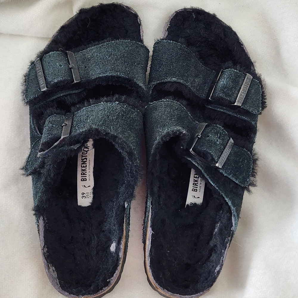 Birkenstock Women's Dark Fuzzy Sandals